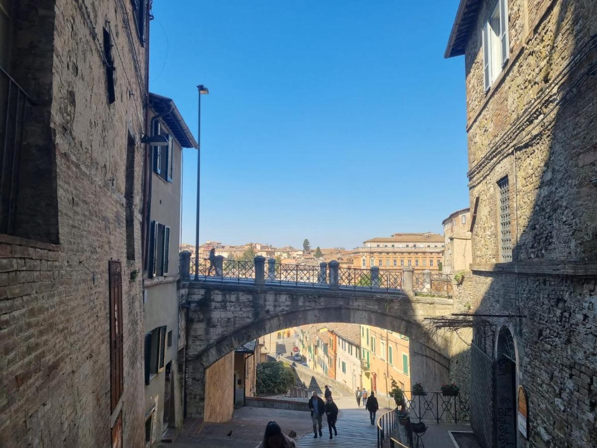 Artist Apartment Centro Storico Perugia Ngoại thất bức ảnh